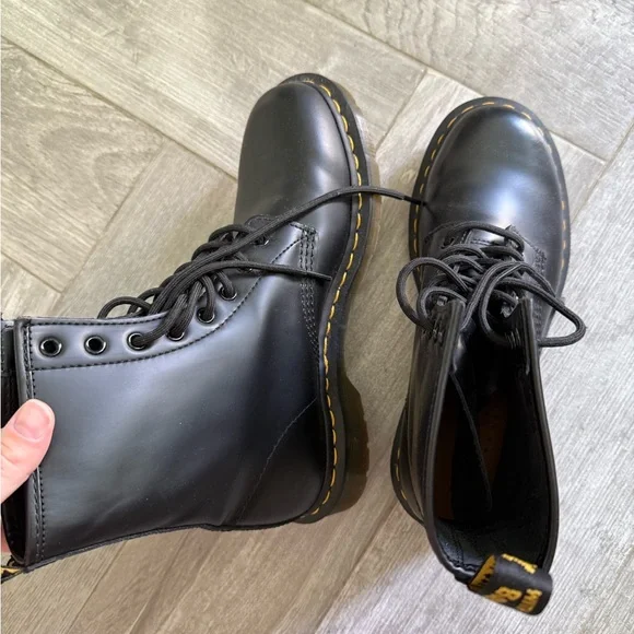 Dr. Martens 1460 Women’s Black Leather Boots Size 10 - Picture 8 of 10